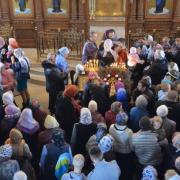 Святое причастие в храме Марии Магдалины