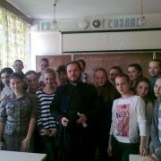 Священник, урок, школа